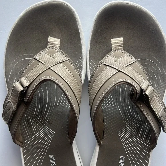 Clarks Cloud steppers Slippers Size - Picture 7 of 9